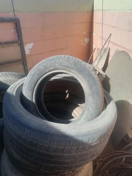 Tires photo 1
