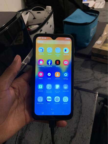 Samsung a20 photo 1