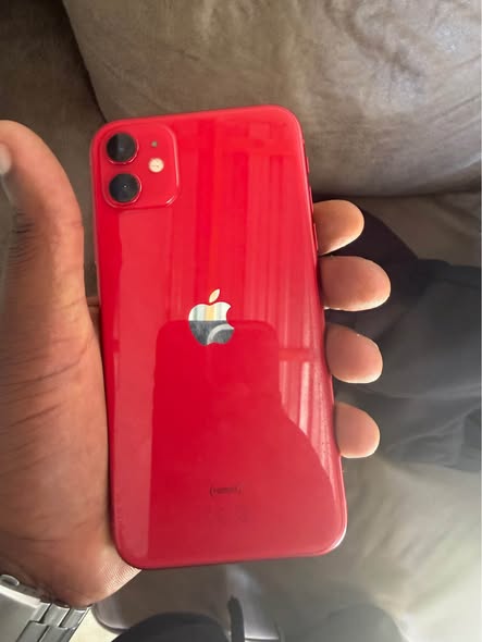 iPhone 11 photo 1