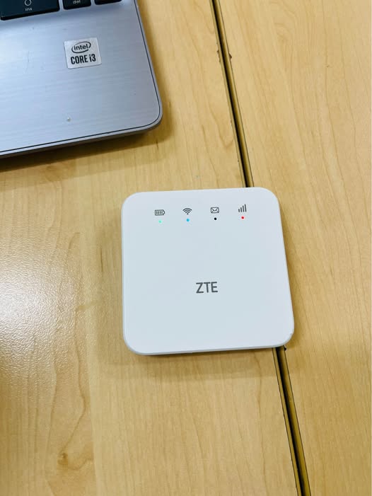 Pocket WiFi photo 1