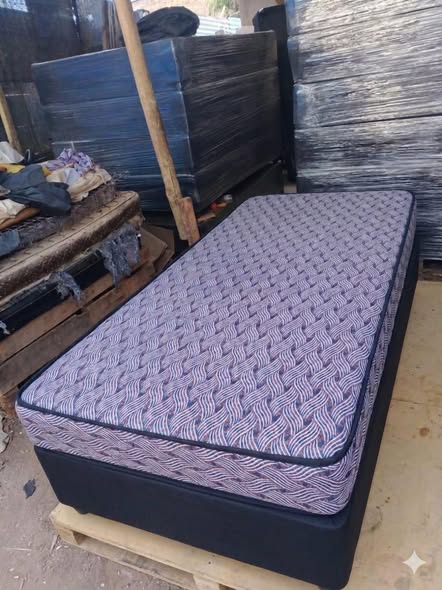 Single beds photo 1