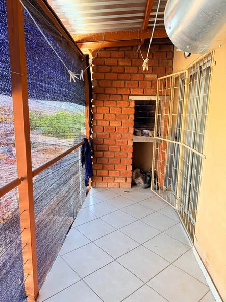 FLAT FOR SALE photo 4