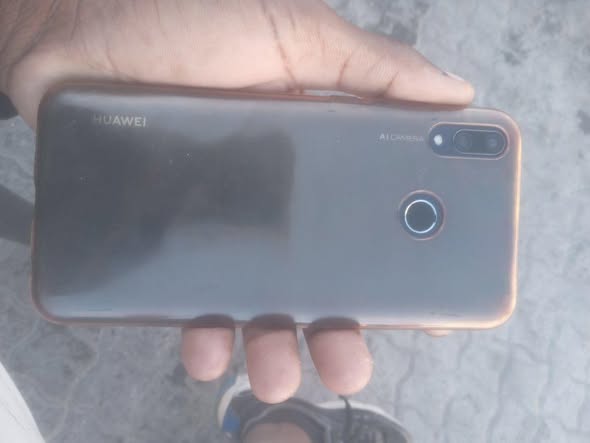 Huawei y9 64g photo 1