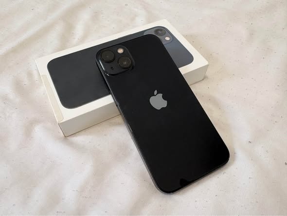 iPhone 13 128GB photo 1