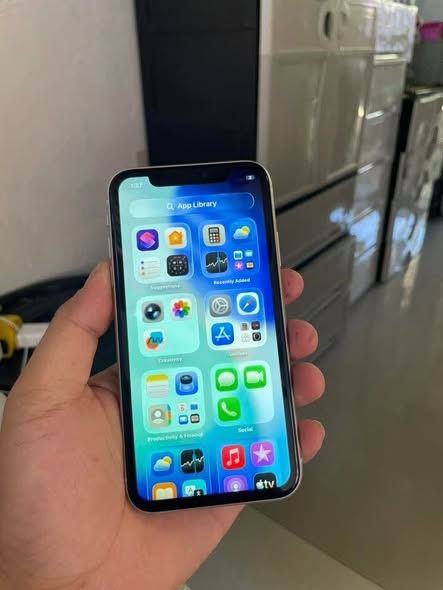 Iphone 11 64gb photo 2