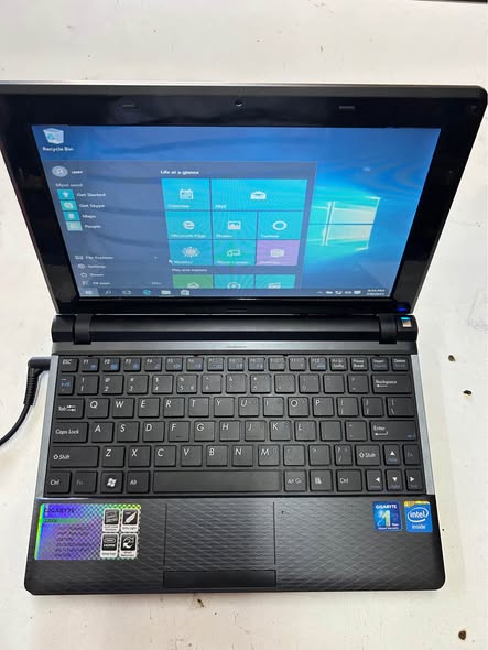 Mini laptop photo 2