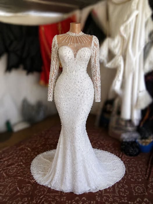 Wedding gowns photo 1