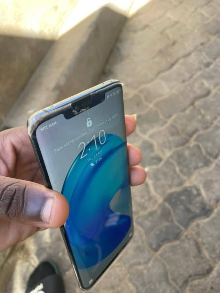 Huawei Mate 20 Pro photo 4