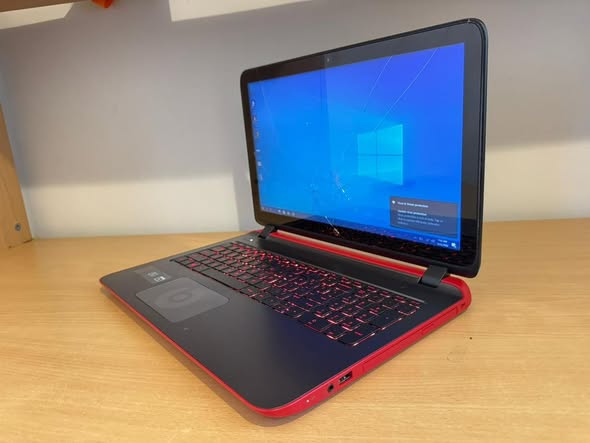HP LAPTOP photo 1