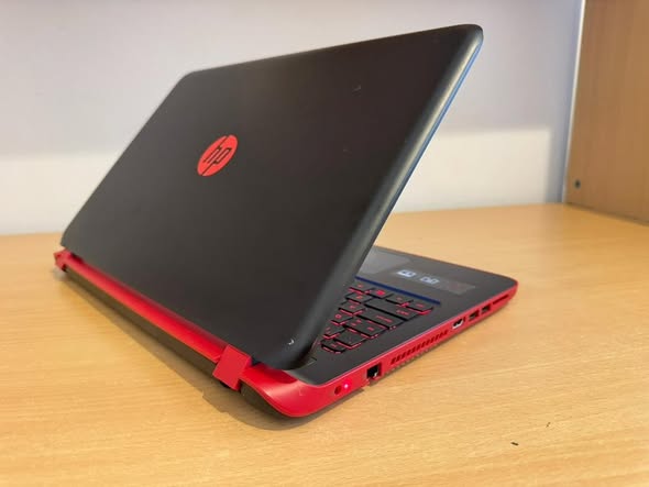 HP LAPTOP photo 4
