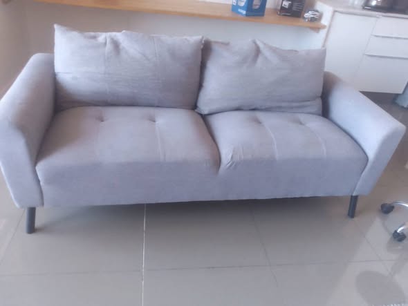 2 Seater couch photo 1