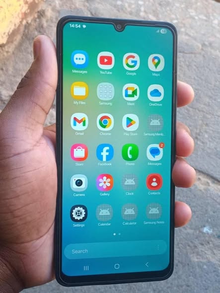 Samsung A06 photo 2