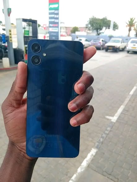 Samsung A05 photo 1