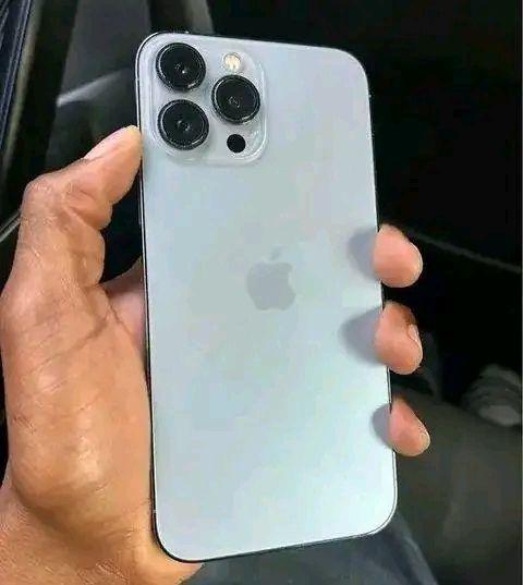 IPhone 13 Pro Max photo 2