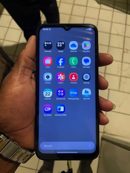 Samsung A14 photo 4