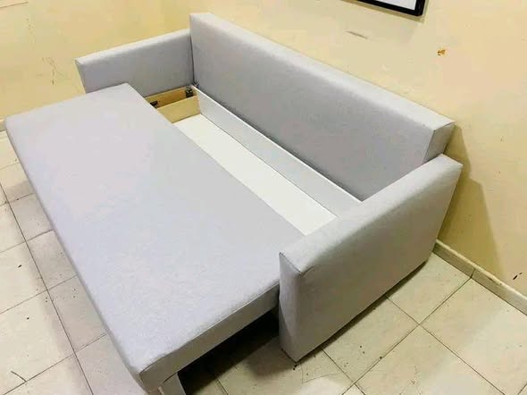 SOFAS AND COUCHES photo 4