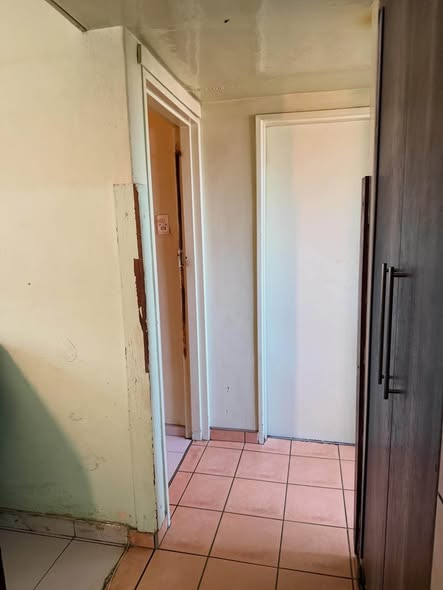 House for sales in Soweto photo 4