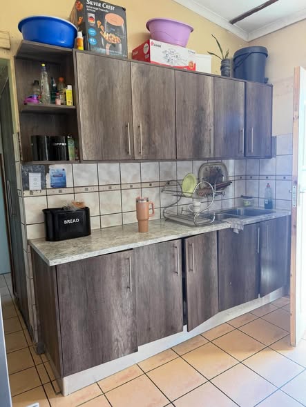 House for sales in Soweto photo 2
