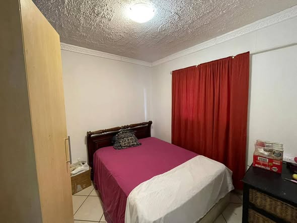 Flat for sale - Otjomuise photo 2