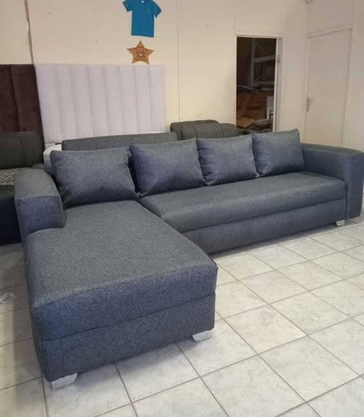 L Shape Couch photo 3