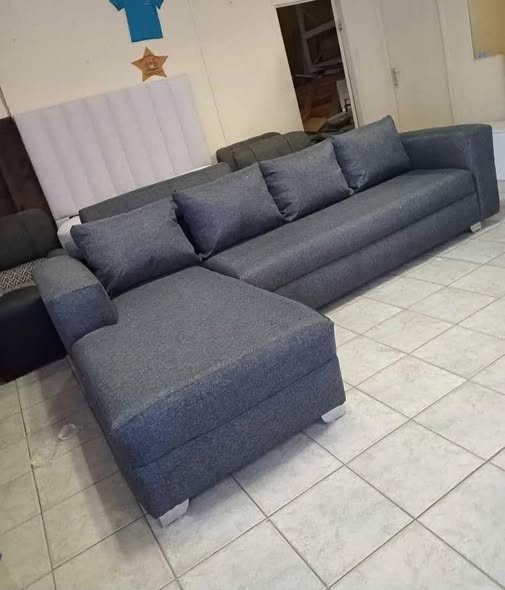 L Shape Couch photo 1