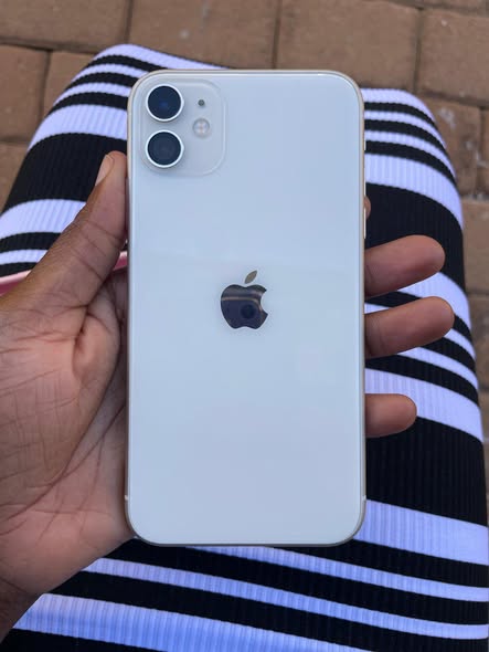iPhone 11 128gb photo 1
