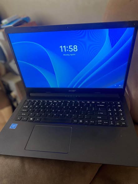 Acer aspire photo 1
