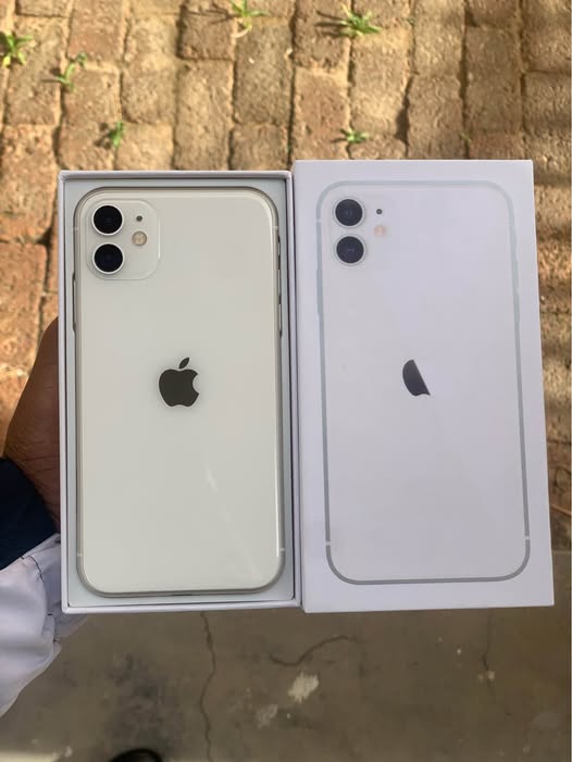 IPHONE 11 128GB photo 1