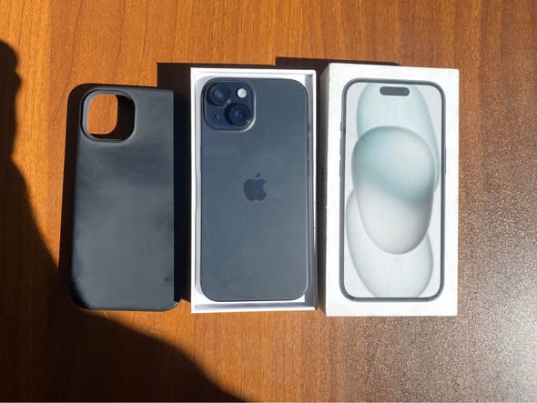 iPhone 15 photo 3