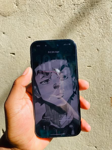iPhone 15 photo 1