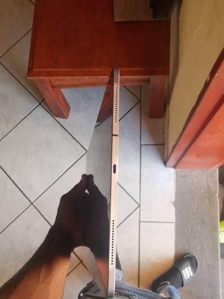 Ipad Pro 12.9 10th gen 256GB photo 3