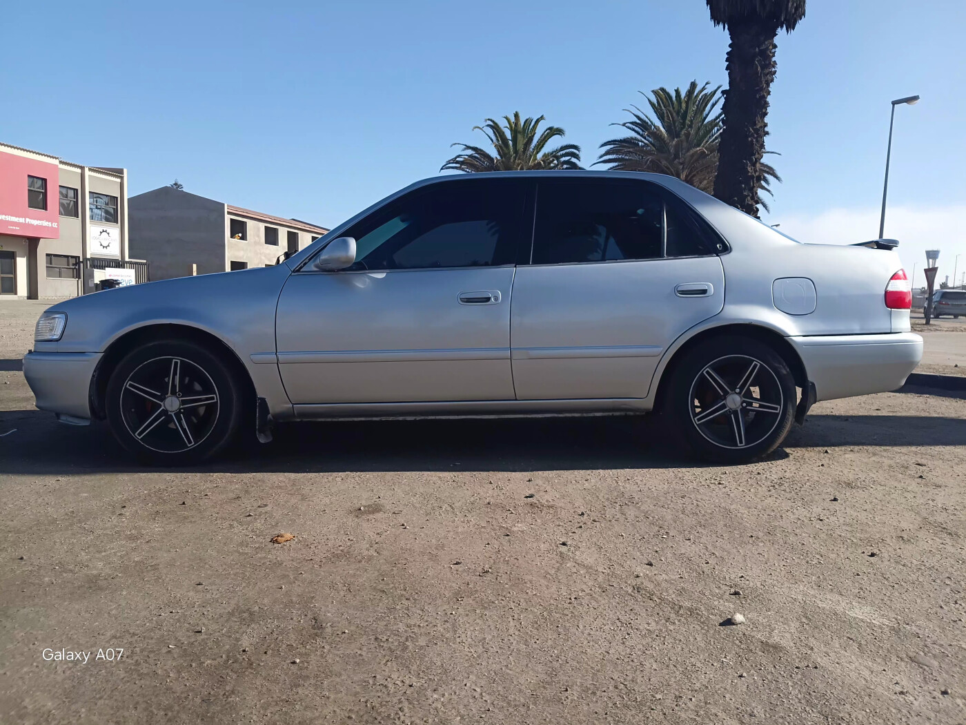 TOYOTA COROLLA CLAYSTAL LIGHTS AVAILABLE photo 3