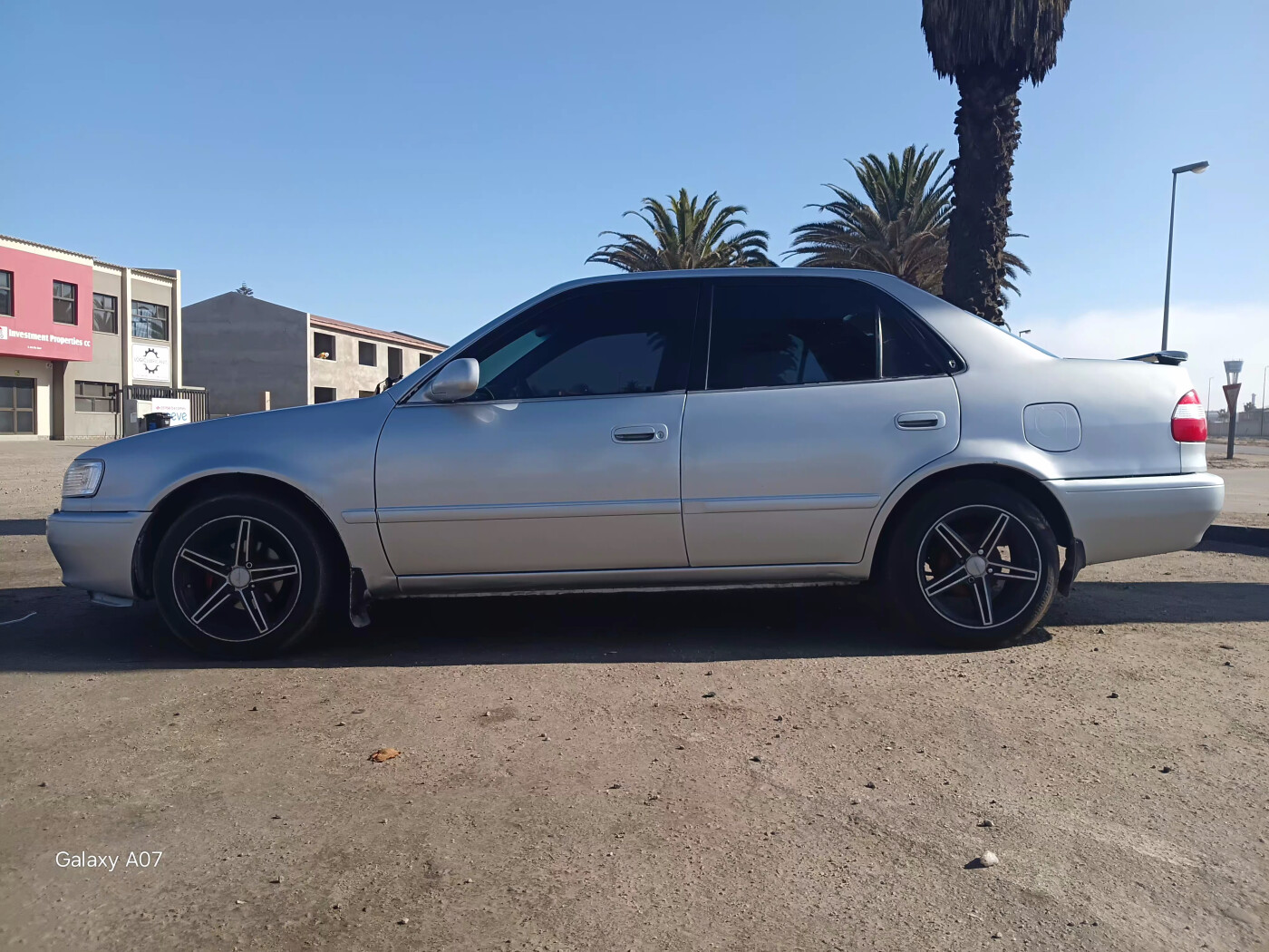 TOYOTA COROLLA CLAYSTAL LIGHTS AVAILABLE photo 2