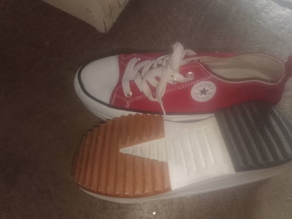 Worn once size 6 photo 2