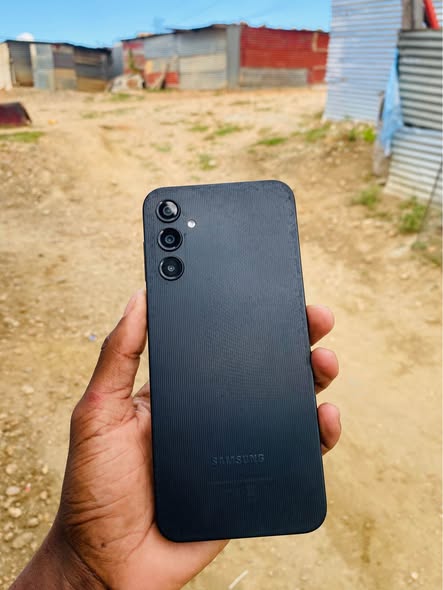 Samsung Galaxy A14 photo 2