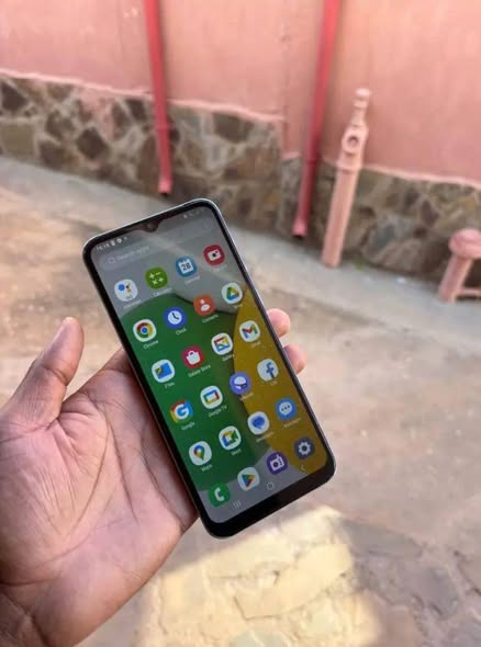 Samsung galaxy A03  32GB photo 2