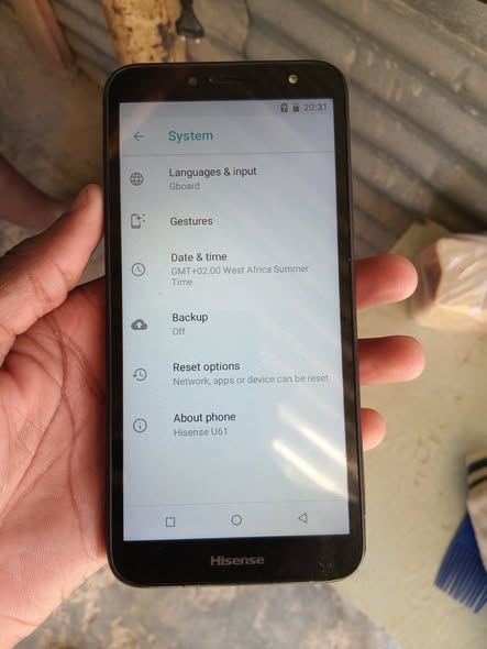Hisense U61 photo 3