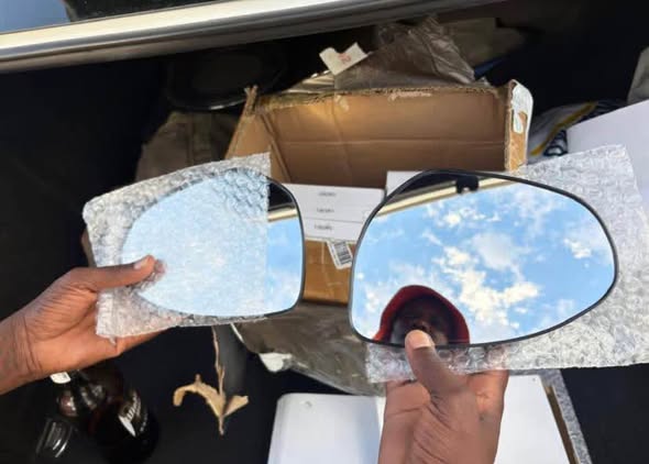 MAZDA DEMIO SIDE MIRRORS photo 2