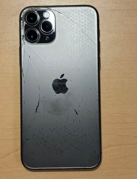 IPHONE 11 PRO 64GB photo 2