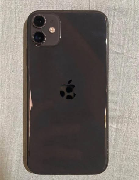 IPhone 11 photo 1