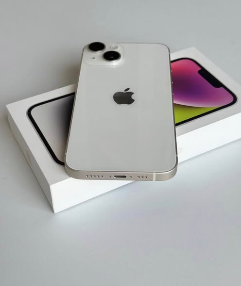 iPhone 13 photo 3