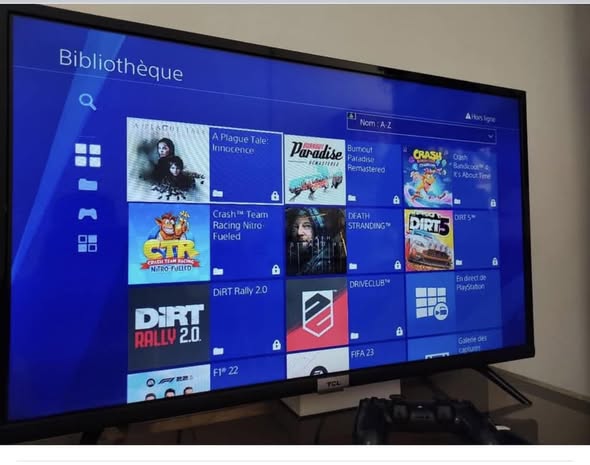 PS4 photo 3