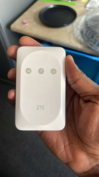 Pocket wifi photo 1
