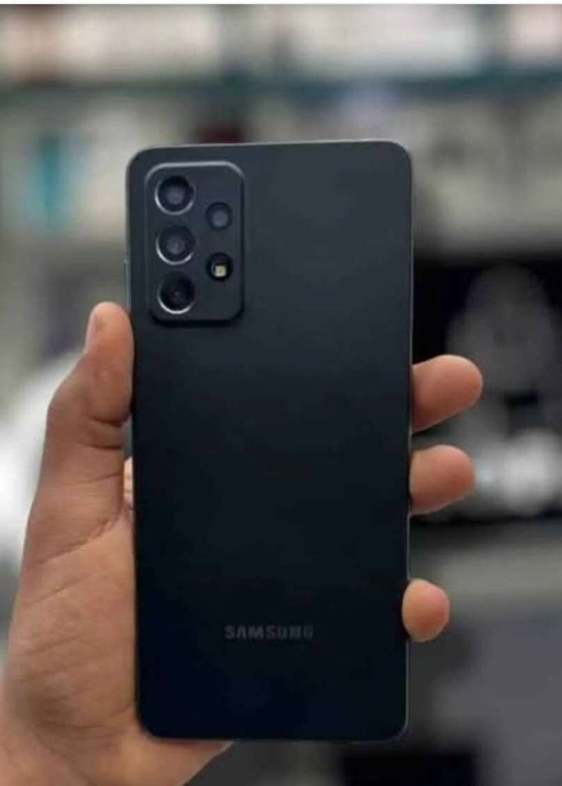 Samsung A72 photo 1