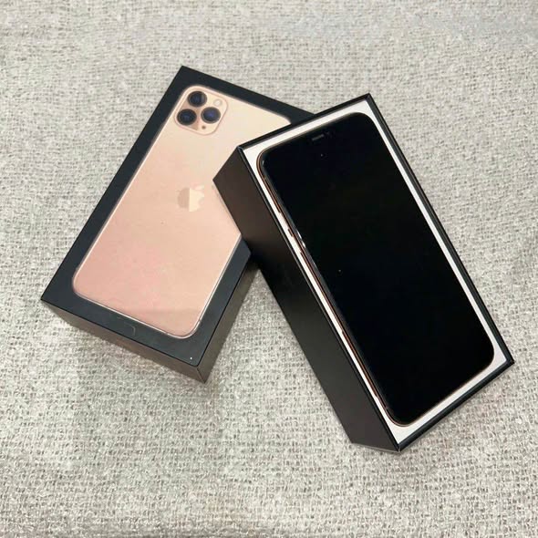 IPHONE 11 PRO MAX 512GB photo 3