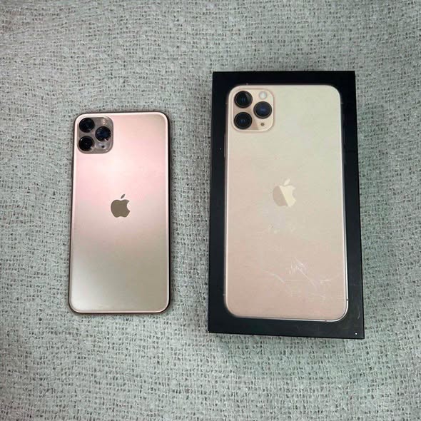 IPHONE 11 PRO MAX 512GB photo 2