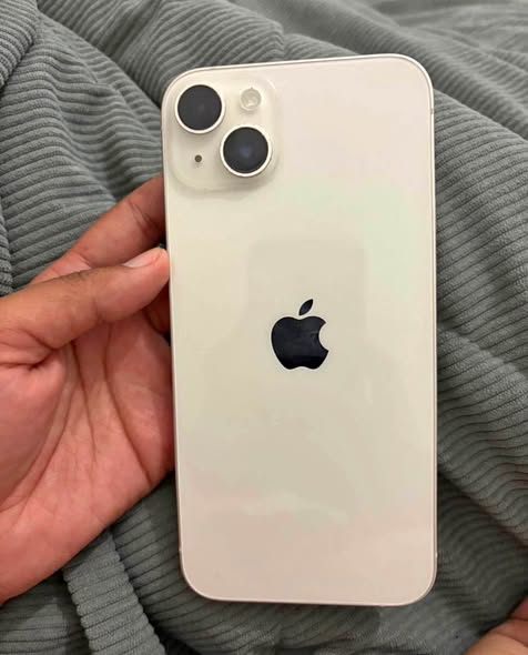 iPhone 14 Plus photo 2