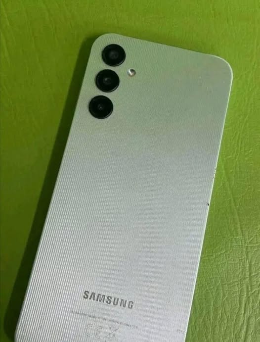 Samsung A14 photo 1