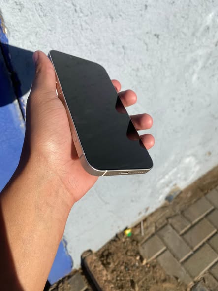 Iphone 13 photo 3