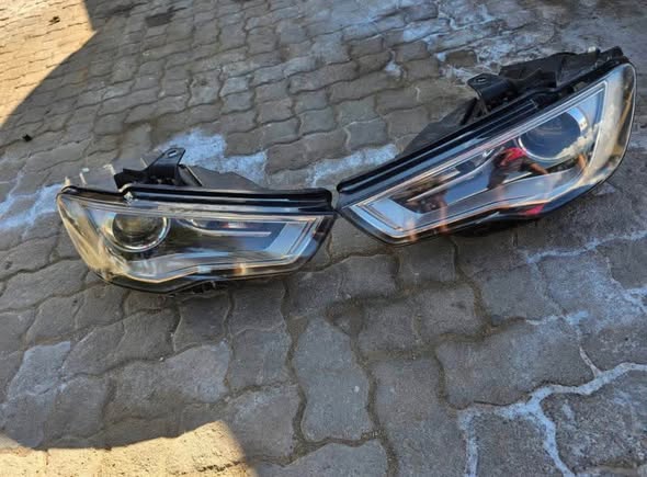 AUDI A3 FRONT LIGHTS photo 1